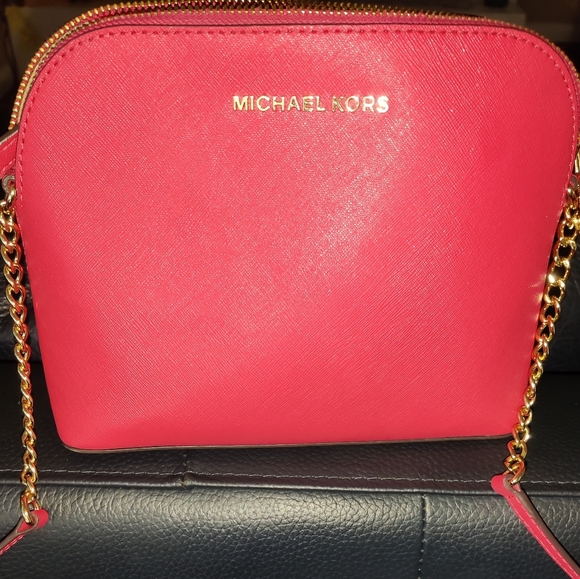Michael Kors Handbags - Michael Kors bag